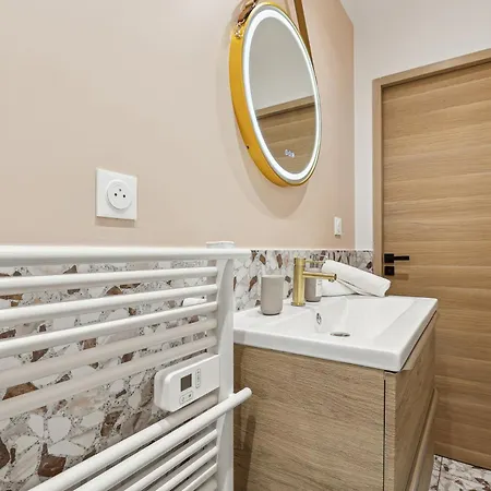 Lavie Maison Hot Tub Seaside Flat *