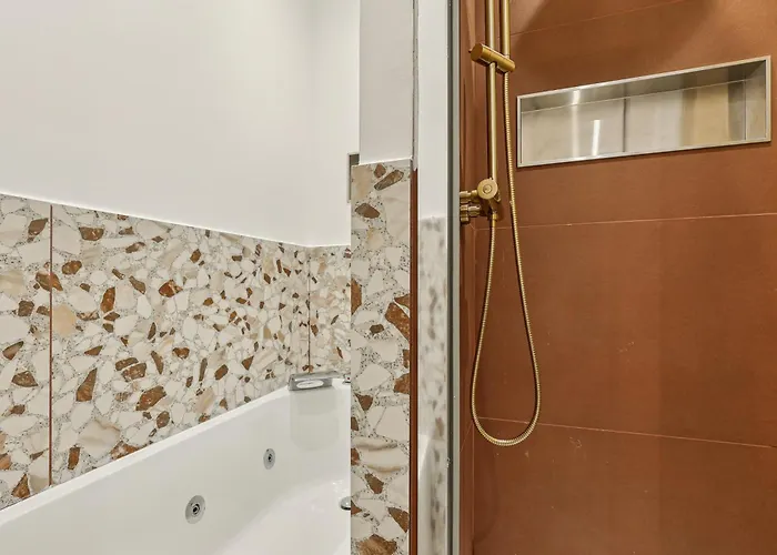 Lavie Maison Hot Tub Seaside Flat Apartment Nizza