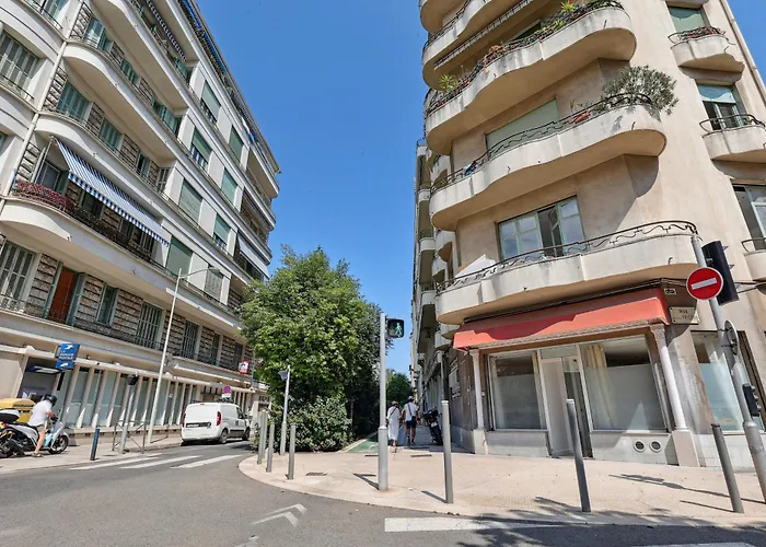 Lavie Maison Hot Tub Seaside Flat Apartmán *