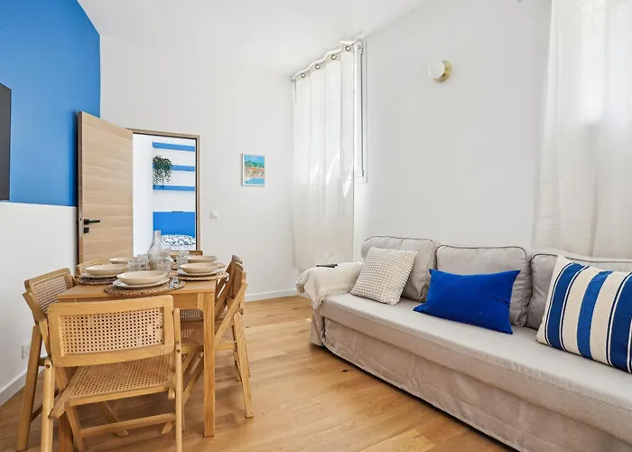 Lavie Maison Hot Tub Seaside Flat Apartmán