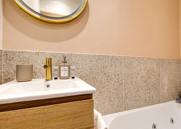 Lavie Maison Hot Tub Seaside Flat Apartmán *