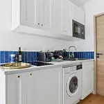 Апартаменты Lavie Maison Hot Tub Seaside Flat *